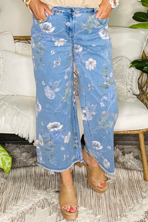 Making Moves Floral Print Frayed Hem Jeans
