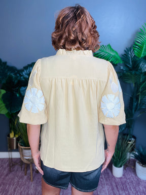 Sunday Morning Bloom Custard Top - S420CU