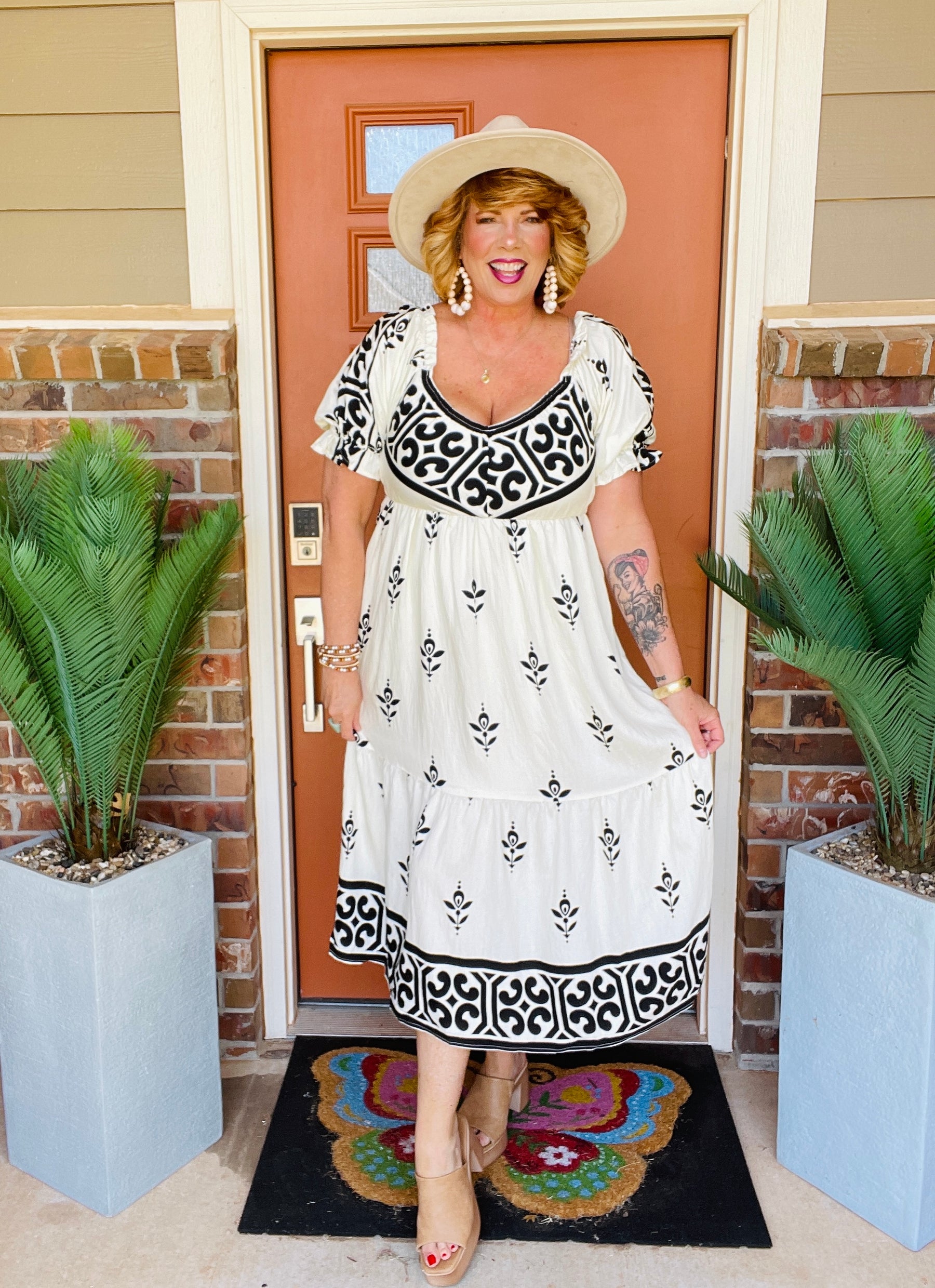 Isn't She Lovely Black Cream Dress - DR186CM