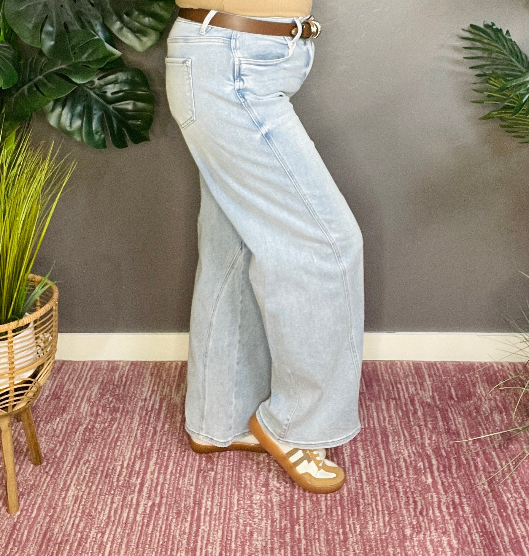 Jade Full Size Mid Rise Fit Barrel Jeans Plus Size