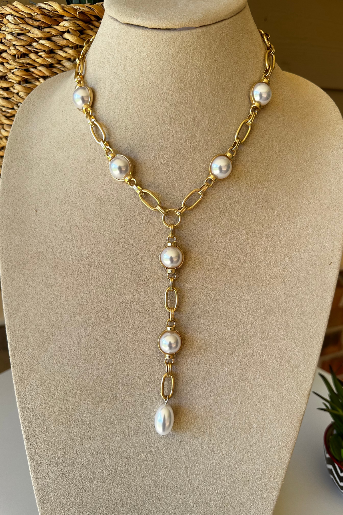 Gold With Pearl Bead Y Necklace - N047PR