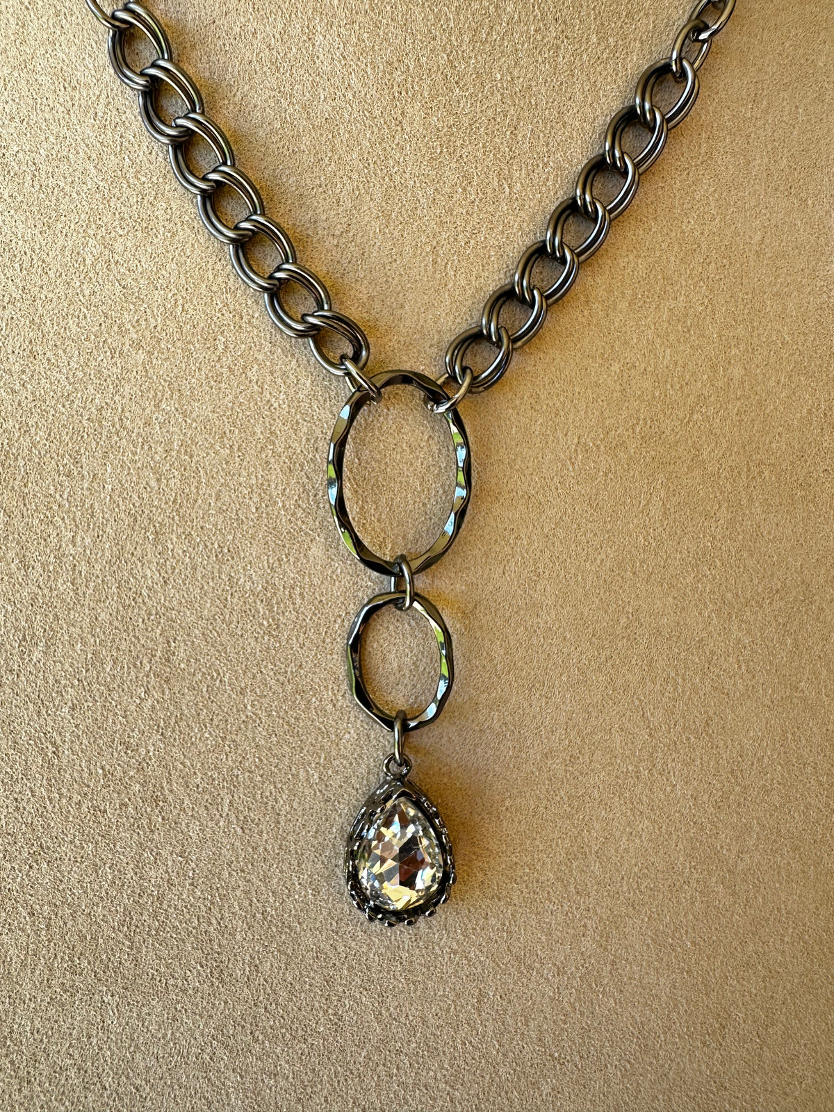 Clear Teardrop Pendant Necklace - N040CL