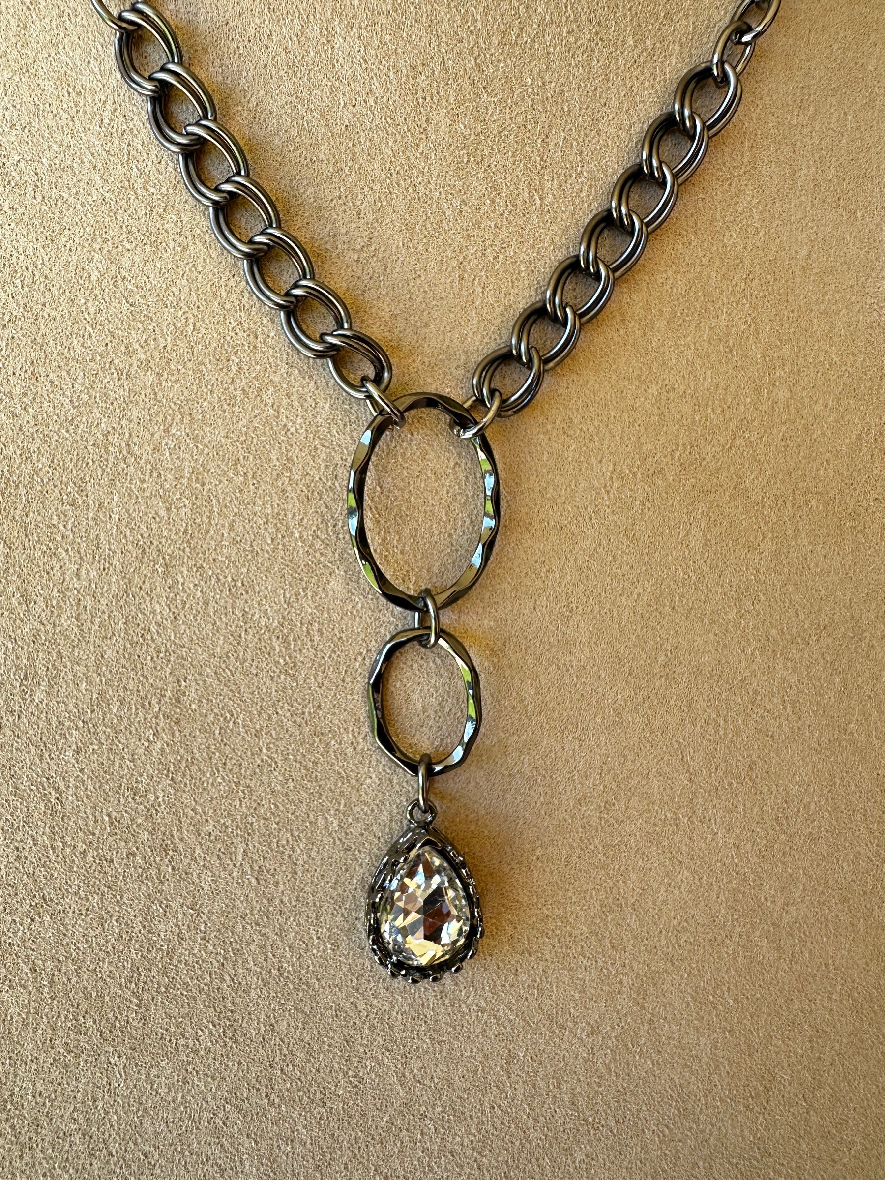 Clear Teardrop Pendant Necklace - N040CL