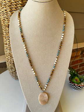 Natural Stone Bead Necklace With Druzy Pendant - N024MU