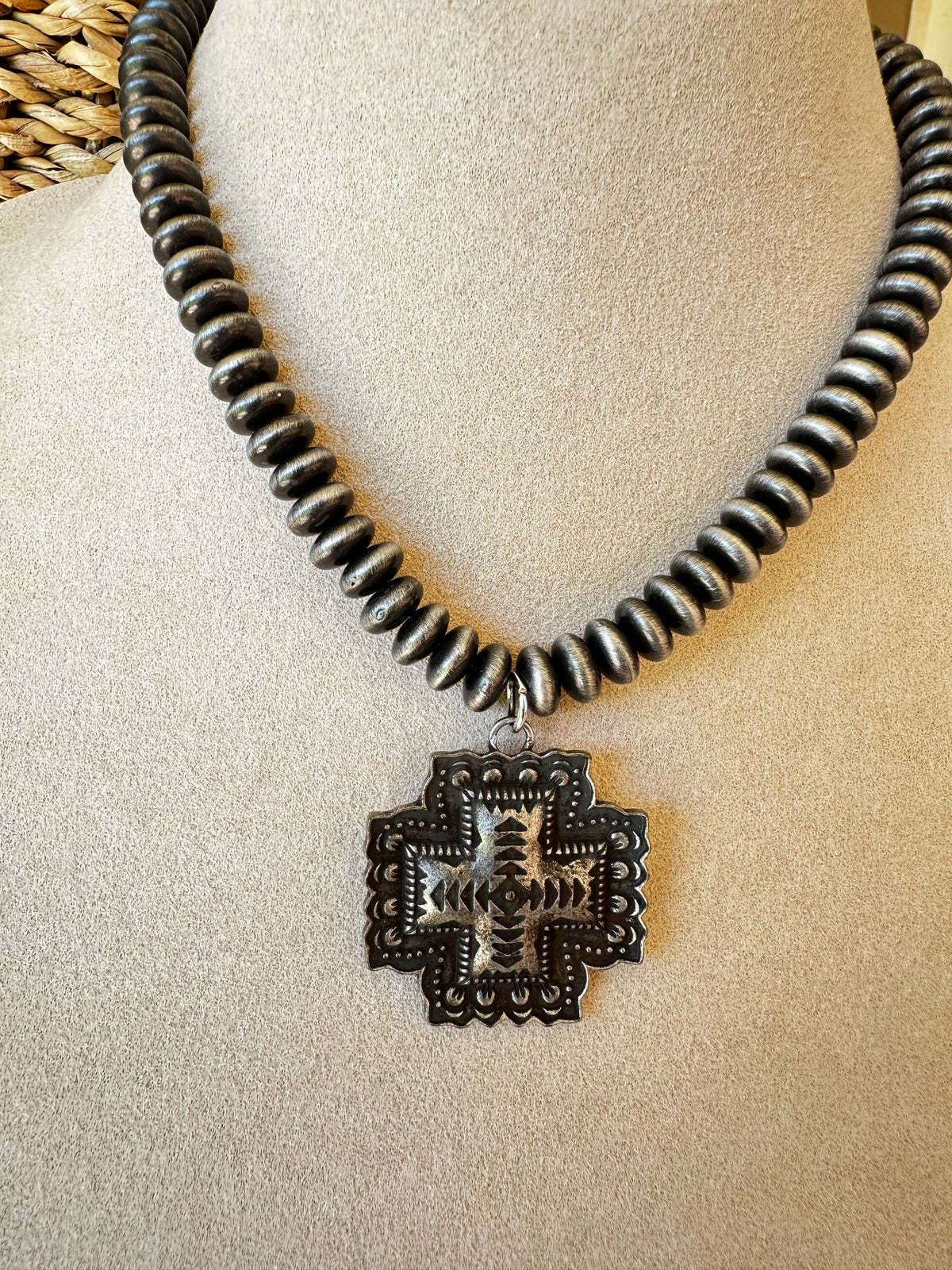 Navajo Beads with Silver Metal Cross Necklace - N032SI