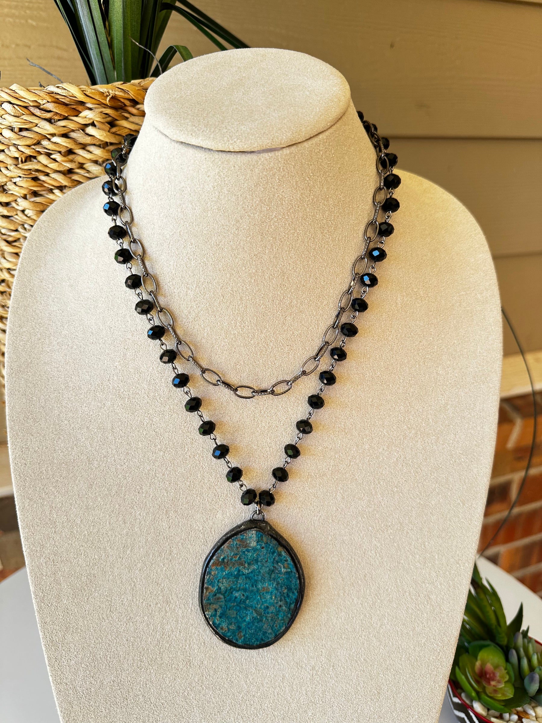 Black Bead Turquoise Pendant Necklace - N009BK