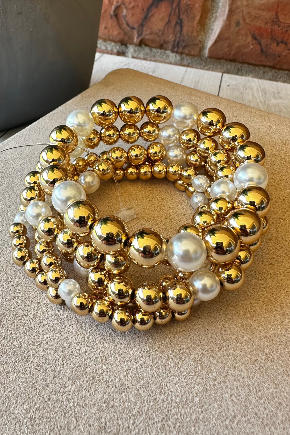 Pearl Bead Stretch Bracelet  - B011 (2 Colors)