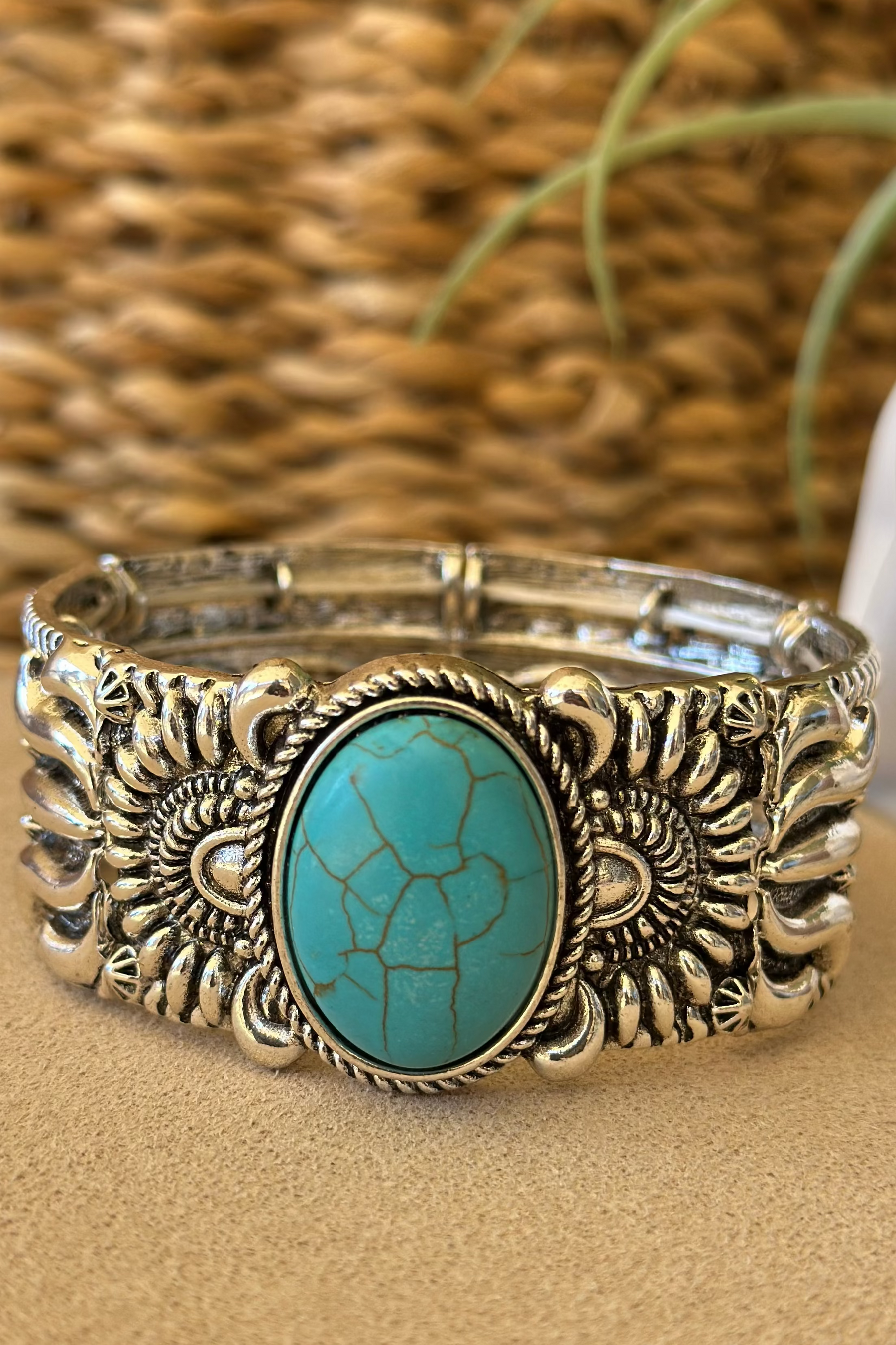 Turquoise Bead Bracelet - B045TU