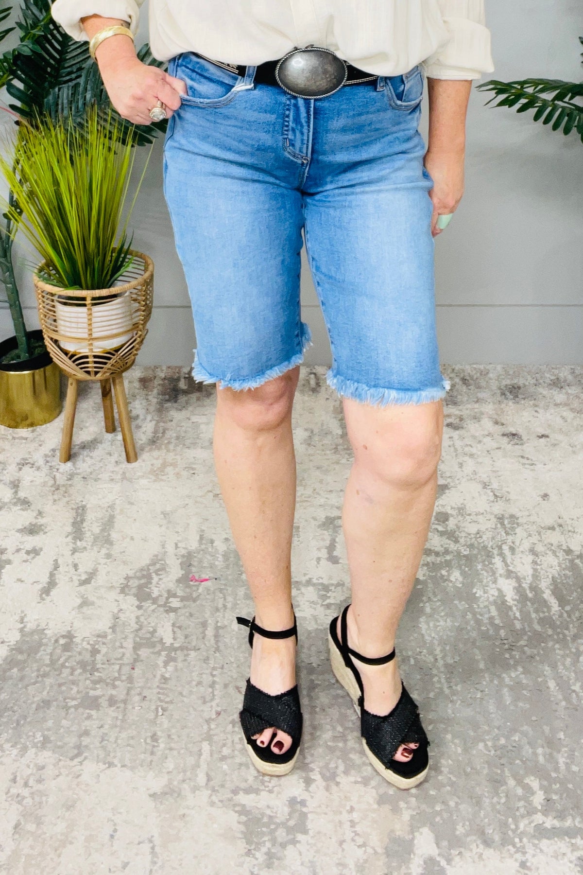 Kali Tummy Control Mid Rise Fit Bermuda