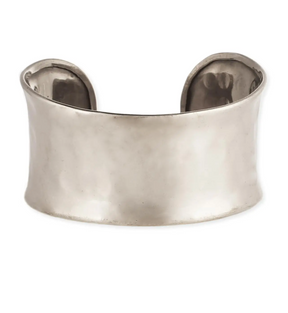 Silver Hammered Rounded Cuff Bracelet - B017SI