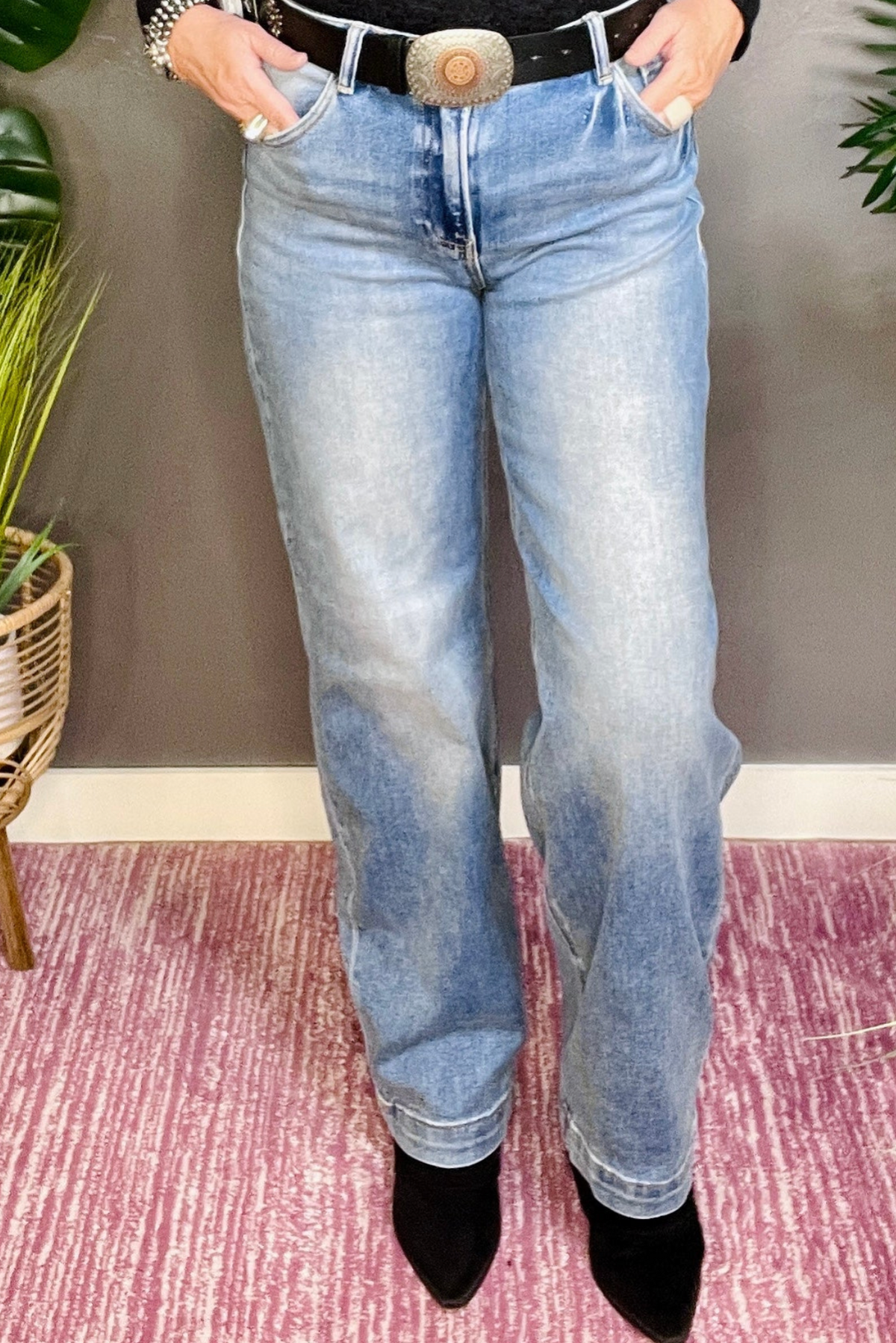 Rachel High Rise Wide Baggy Jeans - J054DN