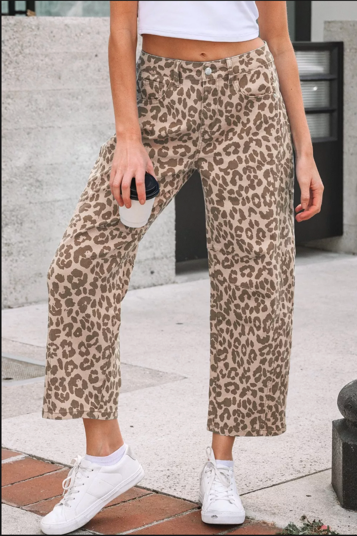 Eden Leopard Print High-Waisted Cropped Jeans - J095LE