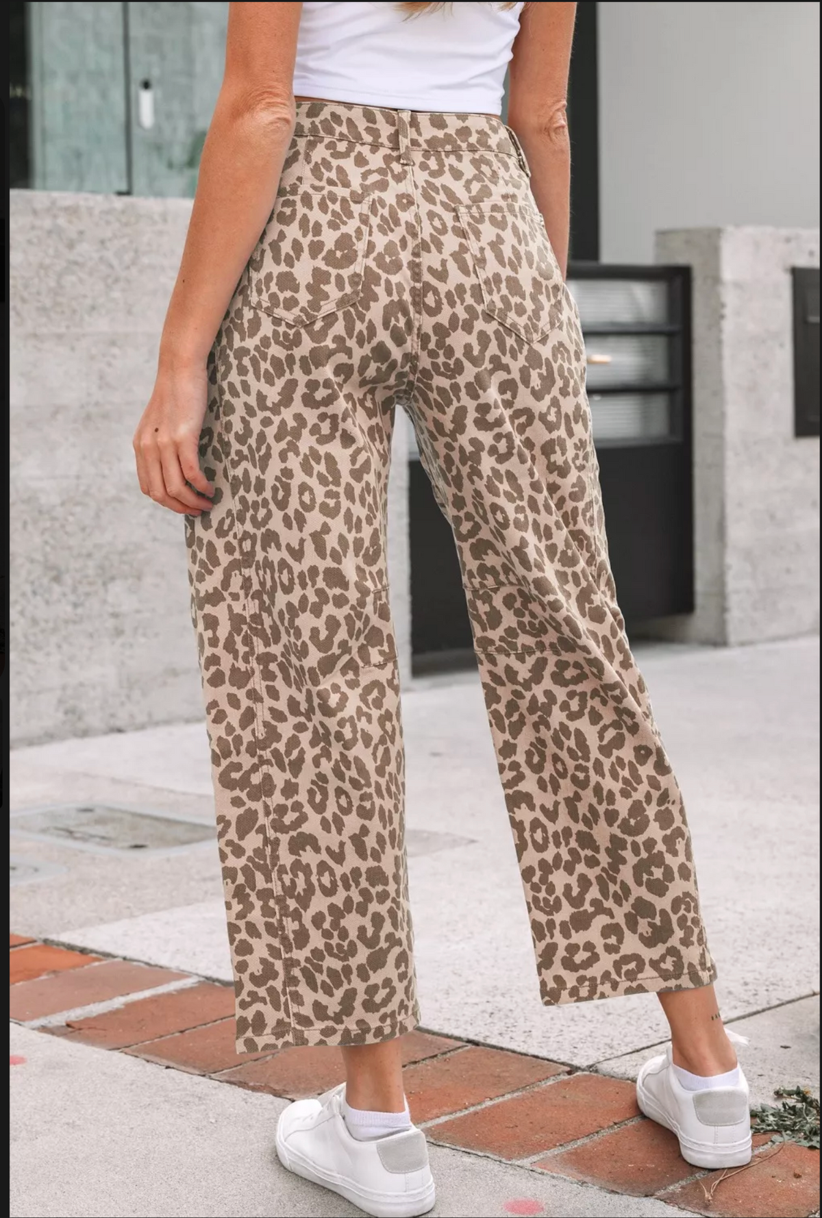 Eden Leopard Print High-Waisted Cropped Jeans - J095LE
