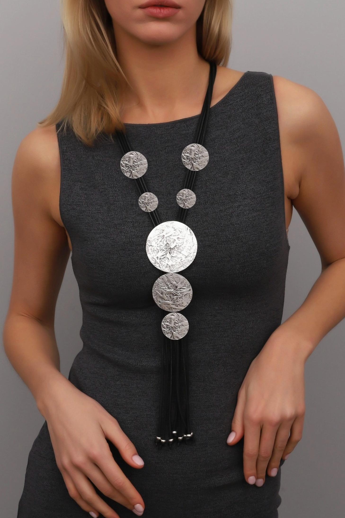 Silver Textured Disks on Black Cord Necklace - NEK4397SI