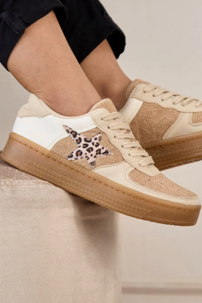Shining Star Sneakers (2 Colors)