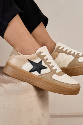 Shining Star Sneakers (2 Colors)