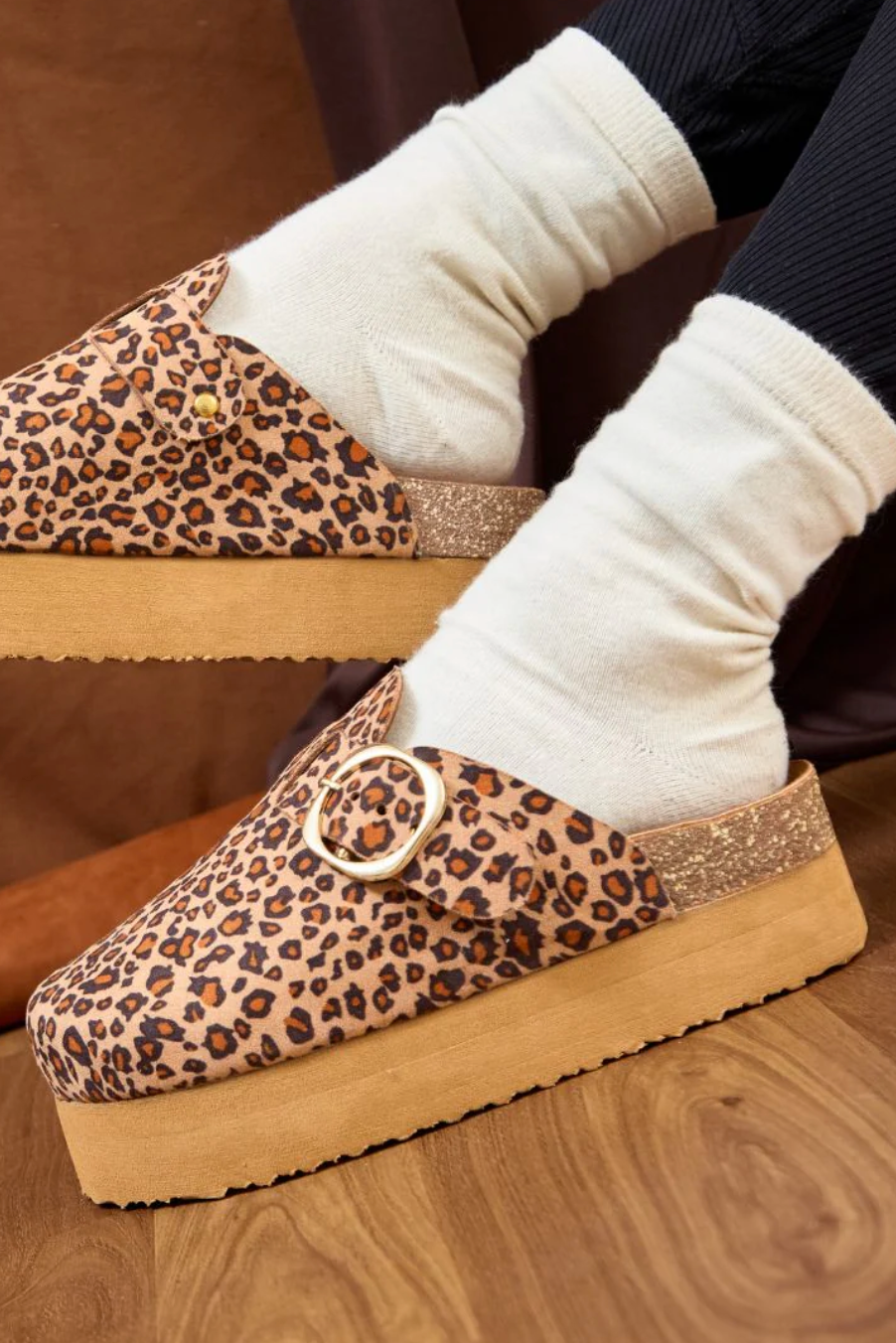 Sole Mates Platform Clog (2 Colors)