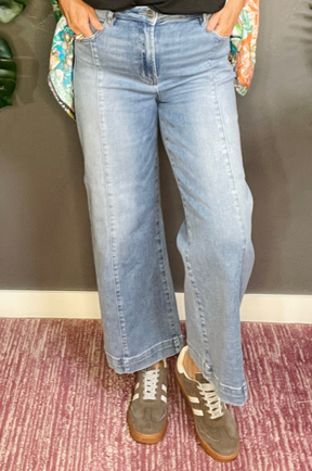 Dakota High Rise Crop Wide Leg Jeans - J014DN