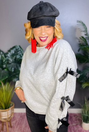 Wrapped In Bows Sweatshirt - S293GR
