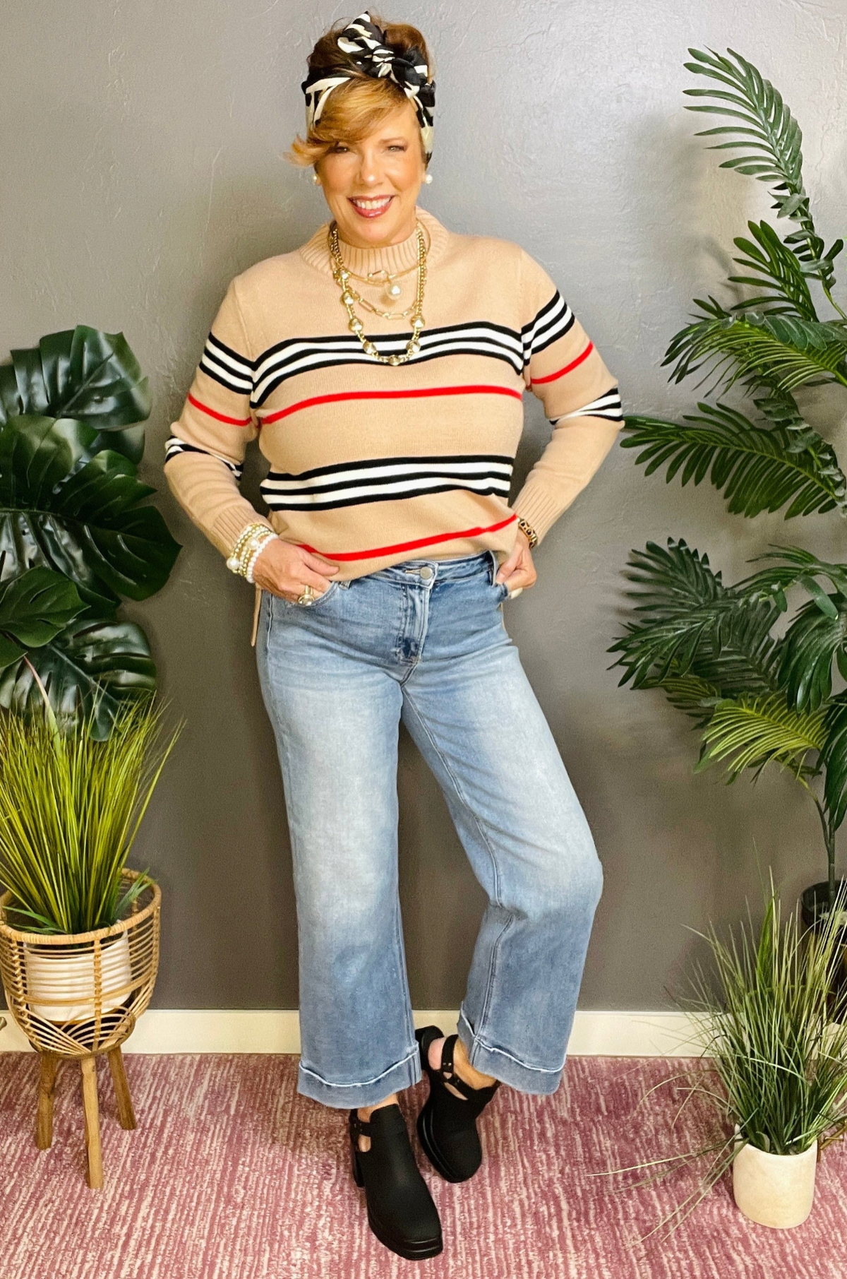 Paige Mid Rise Crop Straight Jeans - J022DN