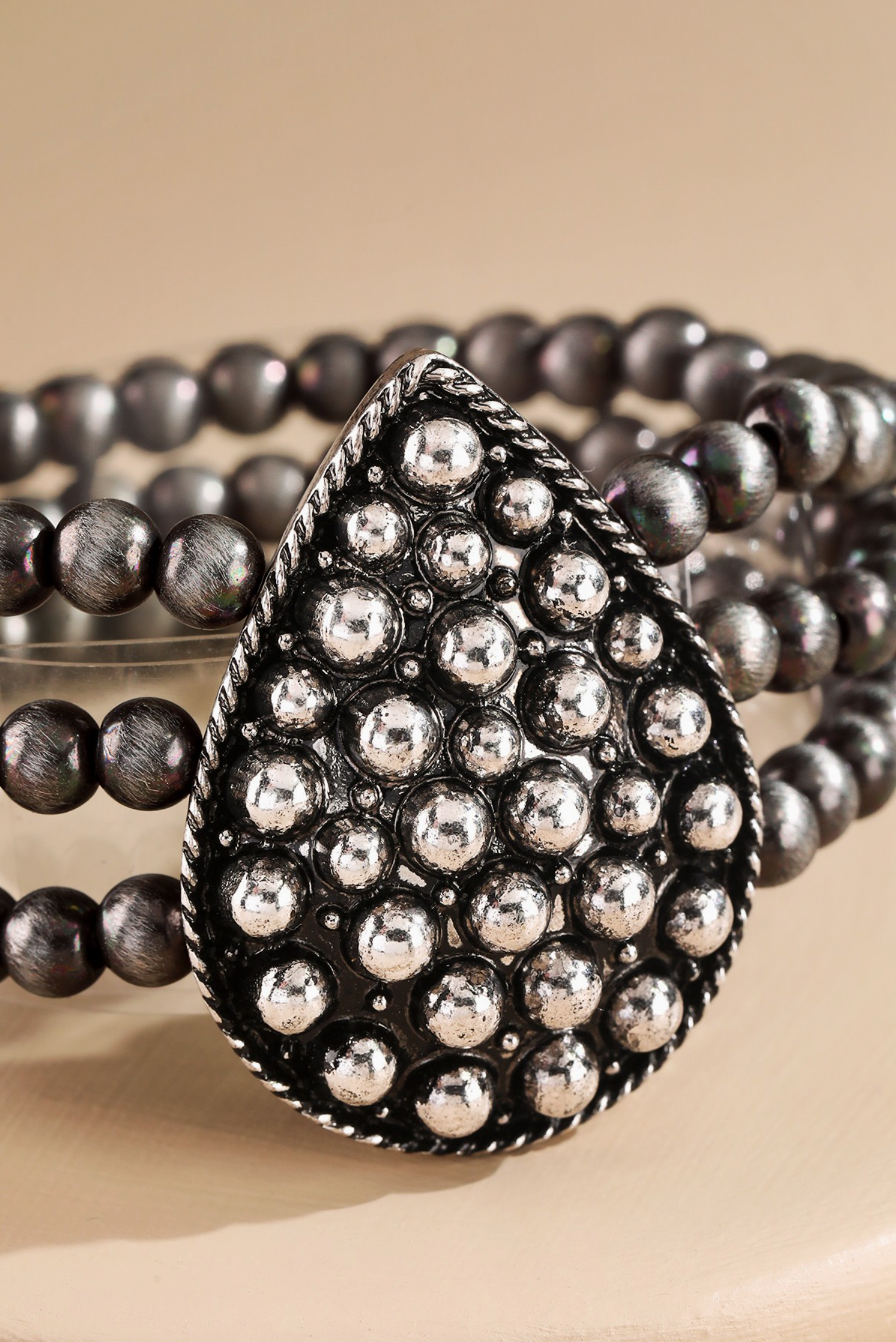 Western Ball Navajo Bracelet - B068SI