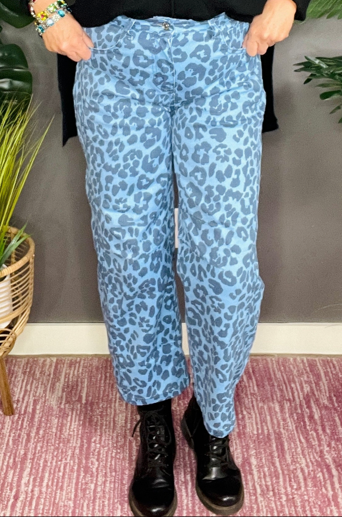 Let It Be Wild High-Waisted Relaxed Fit Jeans - J080DN
