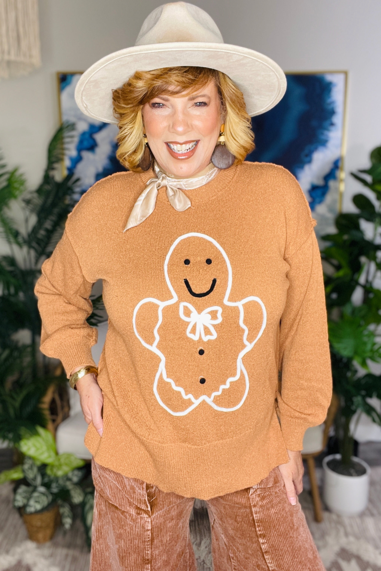 Gingerbread Kisses Sweater - T094CN