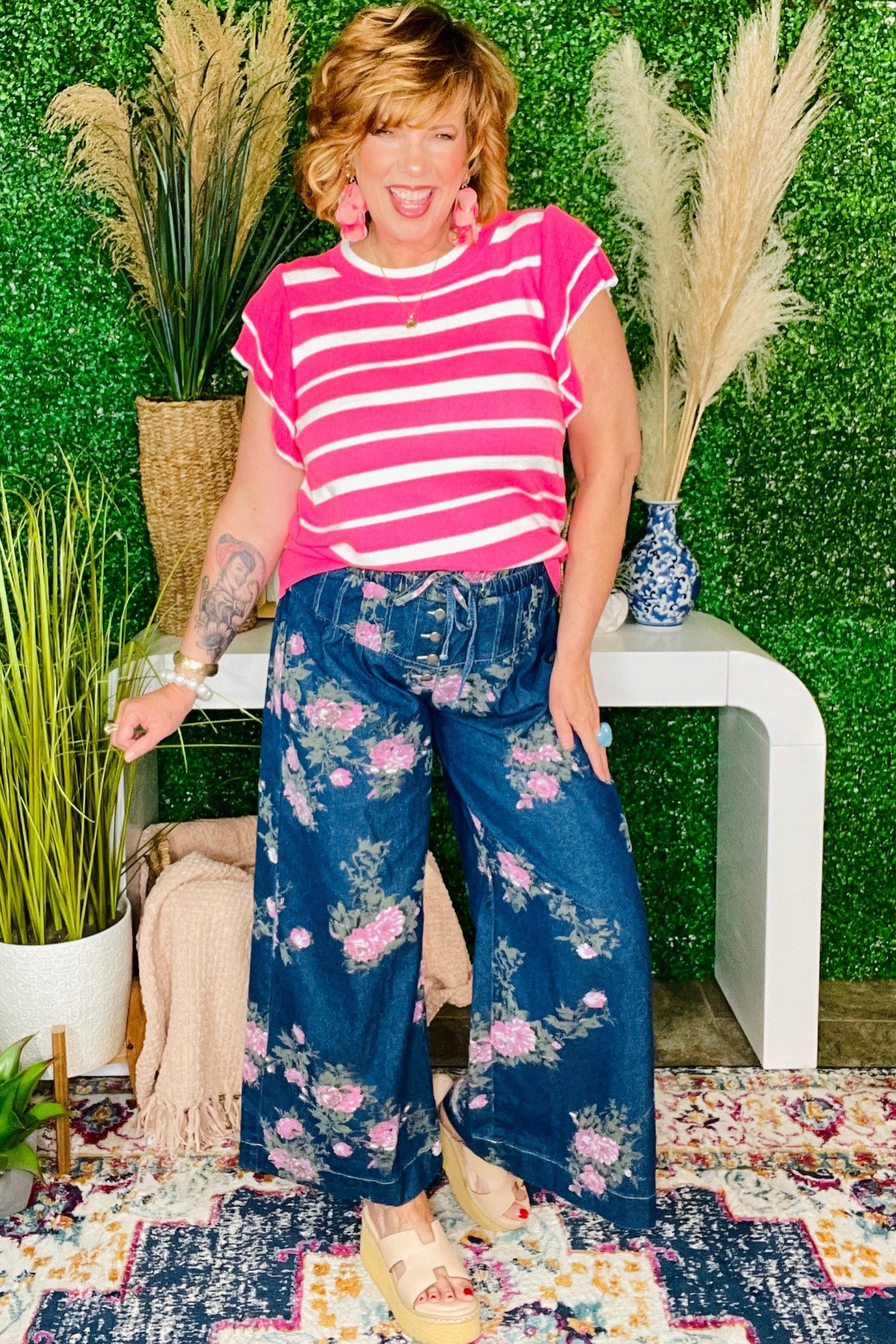 Vintage Rose Floral Print Wide Leg Jeans - J121DN