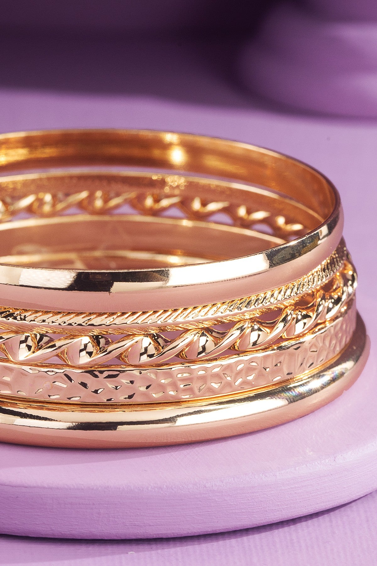 Gold Metal Bangle Bracelet - B051GO