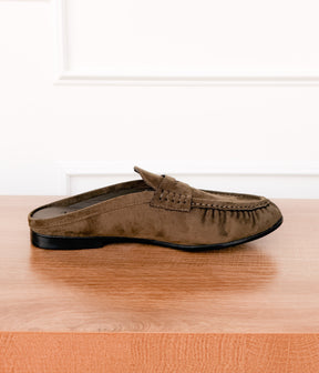 Margot Slide Loafer in Olive