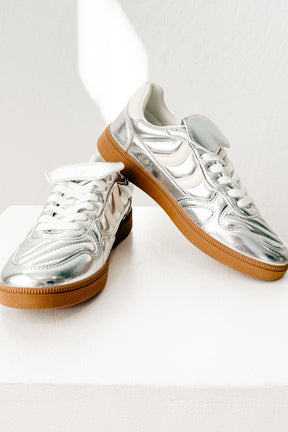 Milan Metallic Sneaker in Silver