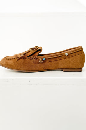 Moccasin Flats in Tan