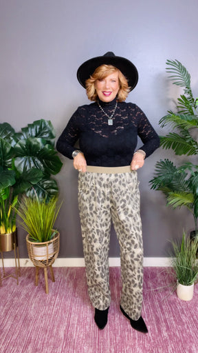 The Comfy Edit Leopard Pant - P007LE