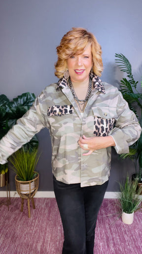Can You See Me Now Camo jacket - OT038CA