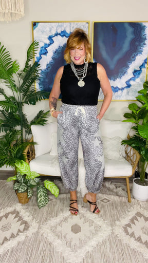 You're A Star Gray Leopard Print Star Jogger Pants