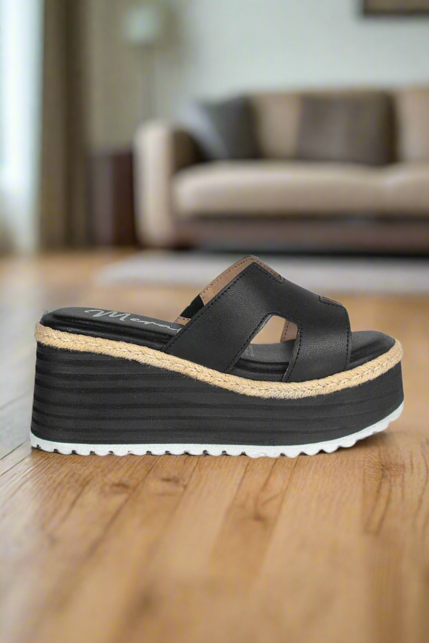 Walk It Off Platform Sandal (5 Colors)