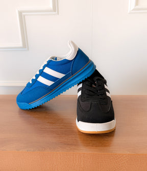 Tokyo Dual Stripe Sneakers in Black