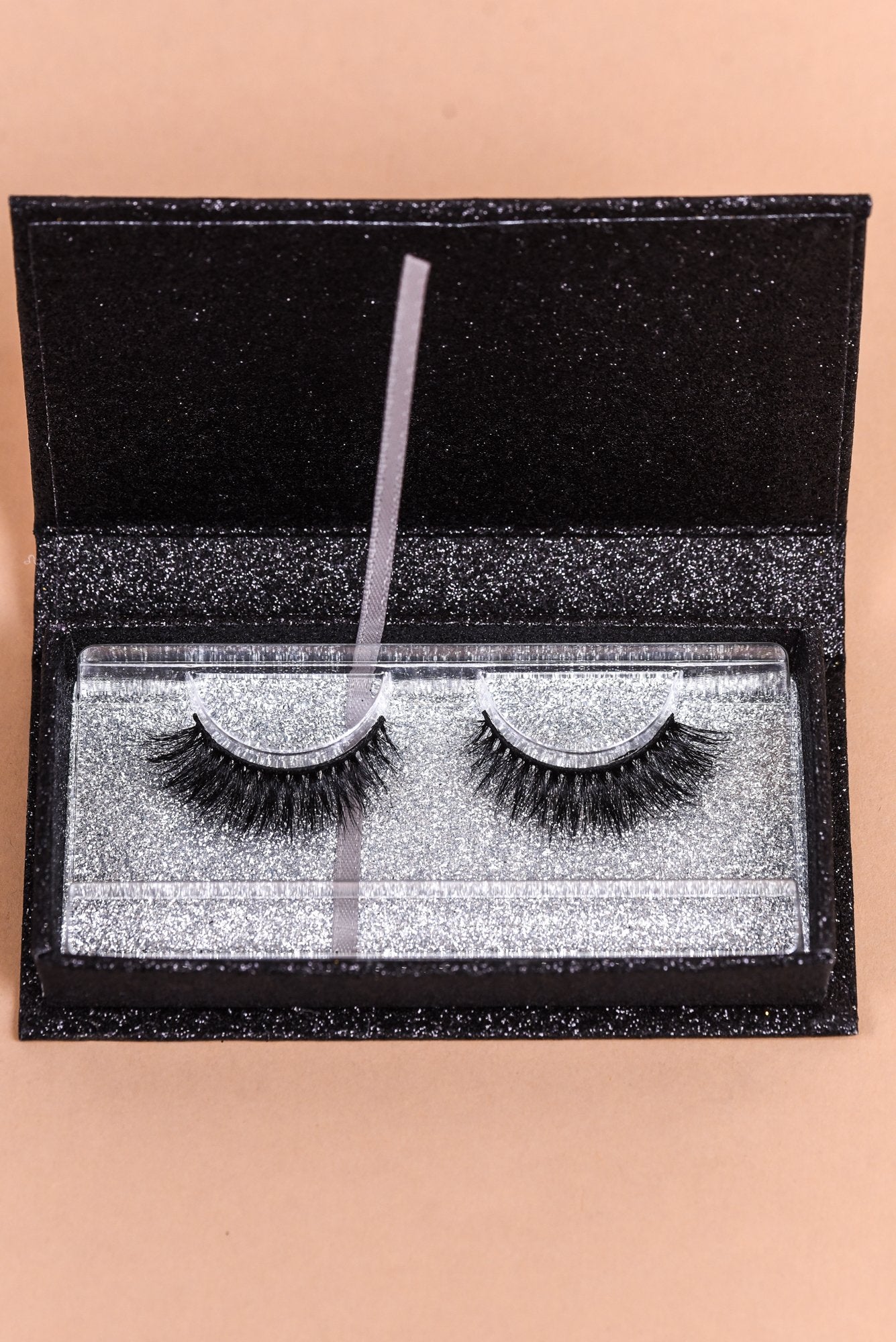 'Arison' Silk Lashes - LUX038