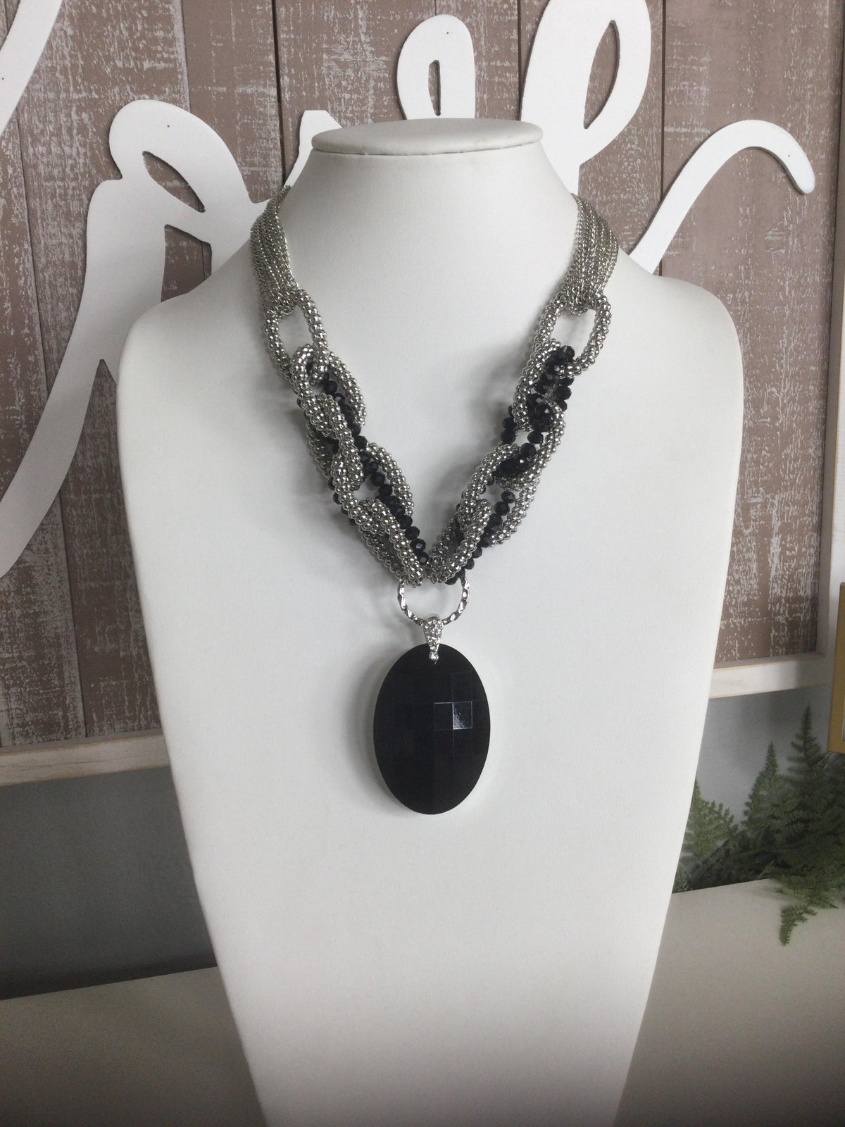 Silver/Black Chain Link Glass Pendant Necklace - NEK4182BK