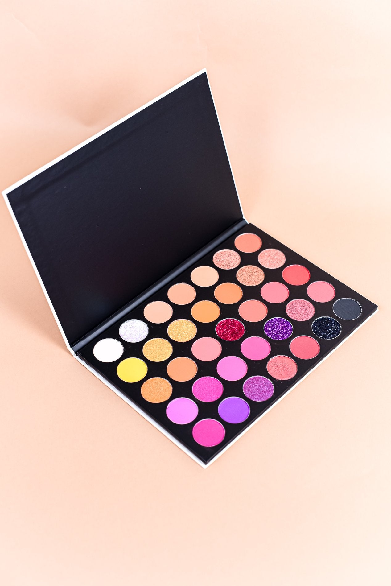 Color Me Pretty 35 Shade Eyeshadow Palette - LUX043
