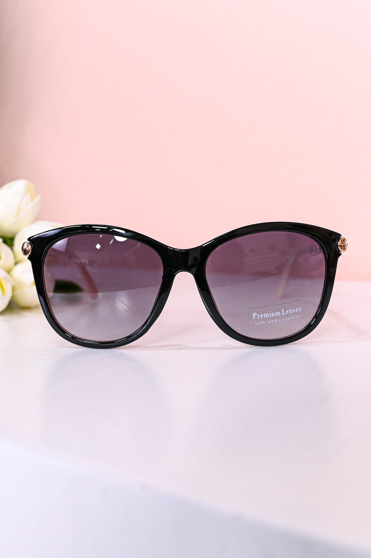 Black/White Oversized Cateye Lens Sunglasses - SGL330BK