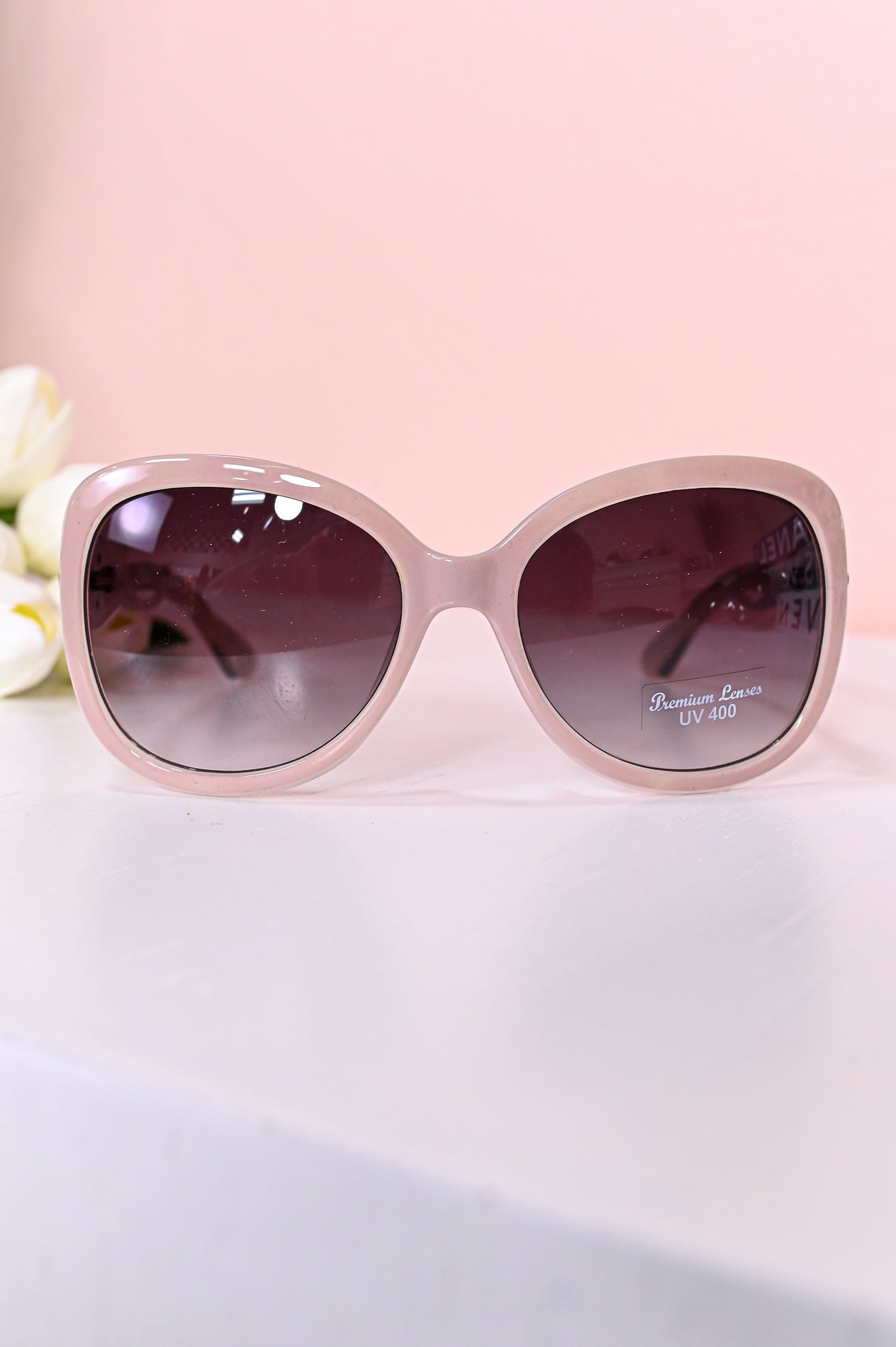Cream Frame/Black Ombre Lens Sunglasses - SGL313CR