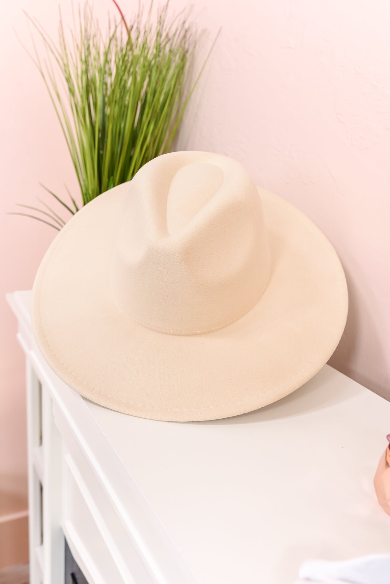 Ivory Fedora - HAT1360IV