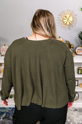 Mountain Vista Olive Solid Top - T5260OL