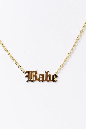 Gold/Chain Linked/'Babe' Necklace - NEK3888GO