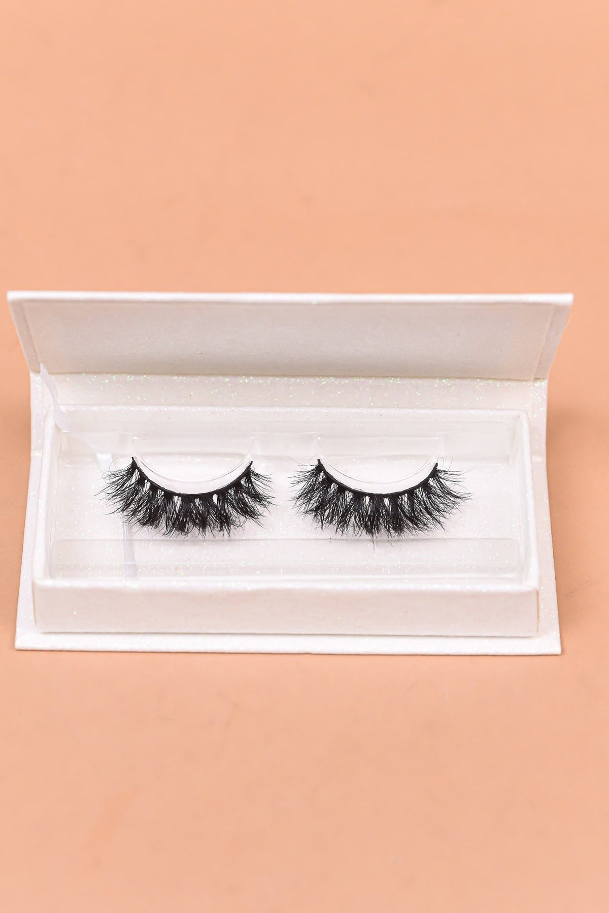 Arika Silk Lashes - LUX071