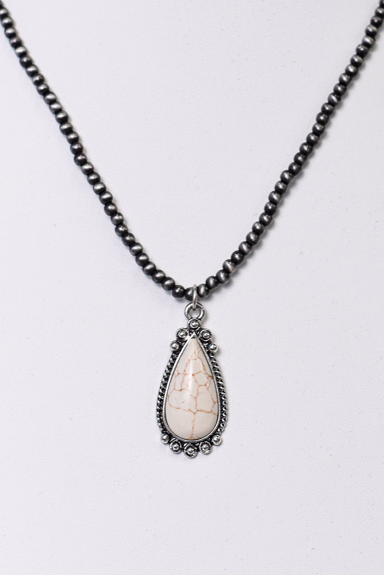 Ivory/Silver Teardrop Pendant/Beaded Necklace - NEK3641IV